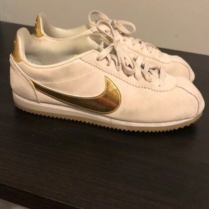 Nike Cortez